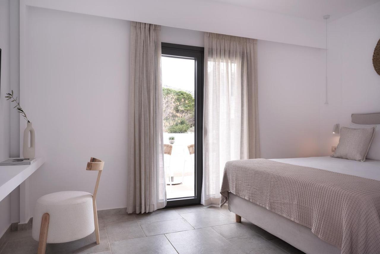 Isida Andros Hotel Agios Petros  Exterior photo